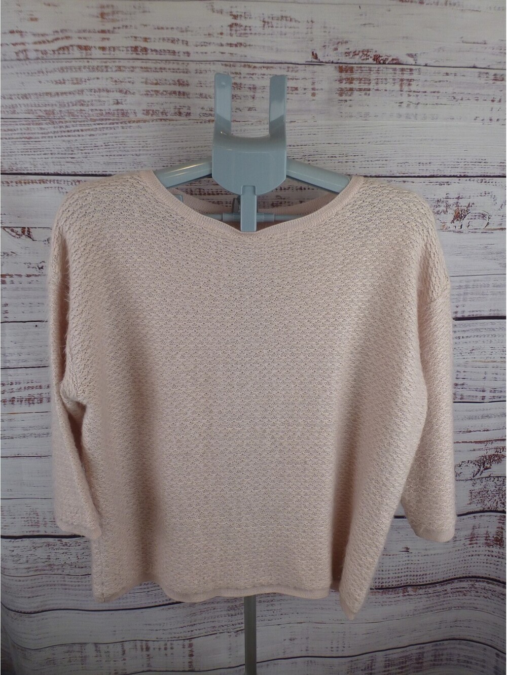 Chico's Women's Pink Sparkle Knit Sweater V-Neck 3/4 Sleeve Size 2 US Large K3A